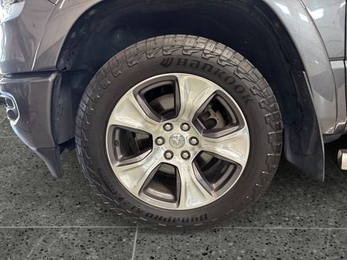 Used 2020 RAM 1500 Laramie w/ Sport Appearance Package AWD/4WD image 24
