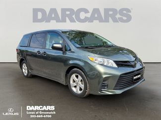 Used 2020 Toyota Sienna L video 1
