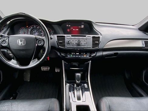Used 2017 Honda Accord Sport Special Edition image 14