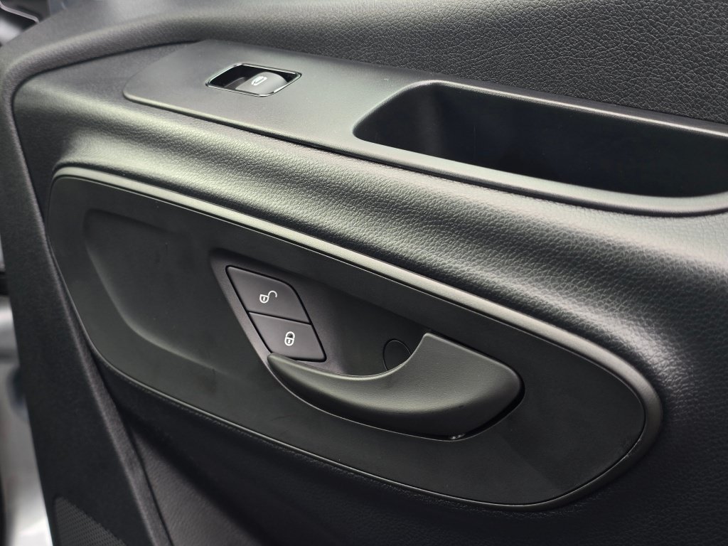 New 2026 Mercedes-Benz Sprinter 2500 image 28