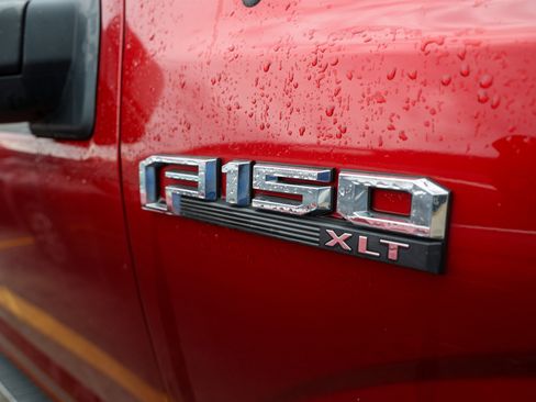 Used 2019 Ford F150 XLT w/ Equipment Group 302A Luxury RWD image 12