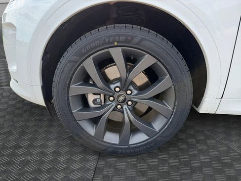Used 2023 Land Rover Discovery Sport SE R-Dynamic AWD/4WD image 14
