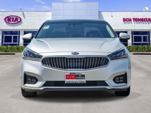 Used 2017 Kia Cadenza Technology FWD image 2