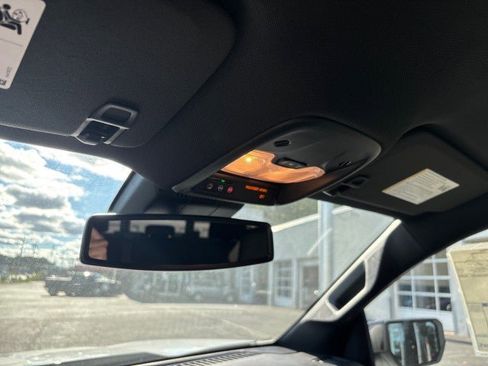 New 2026 GMC Canyon Elevation w/ Convenience Package image 26