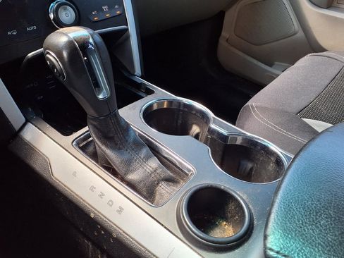 Used 2014 Ford Explorer XLT w/ Equipment Group 202A FWD image 17
