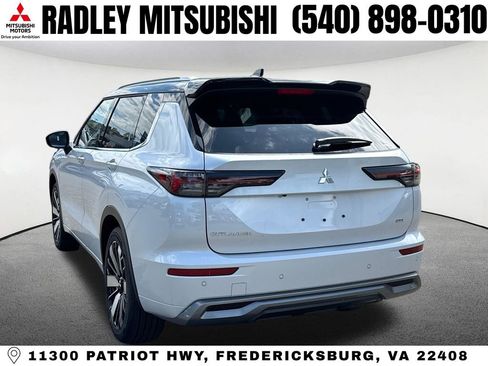 New 2026 Mitsubishi Outlander AWD image 18