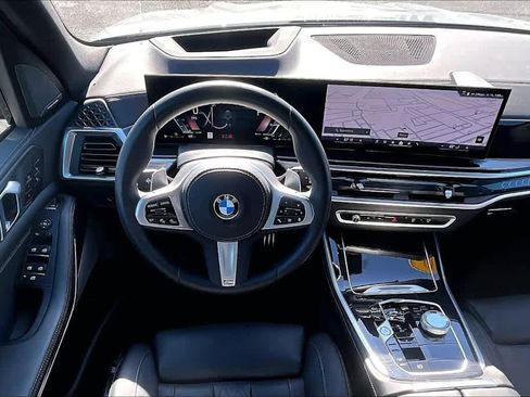 Used 2025 BMW X5 xDrive40i image 30
