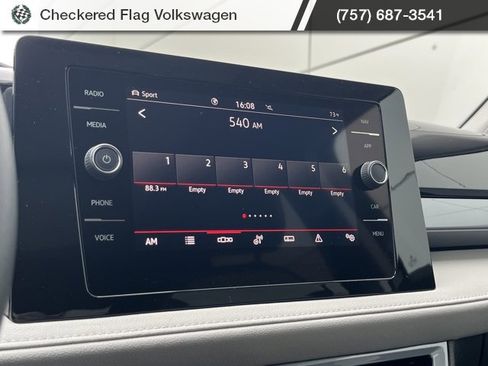 New 2025 Volkswagen Taos SEL image 39