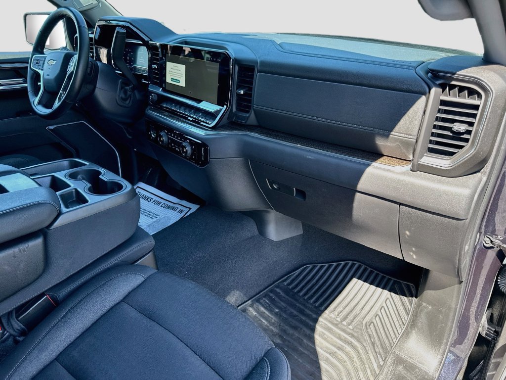 Used 2023 Chevrolet Silverado 1500 LT AWD/4WD image 32