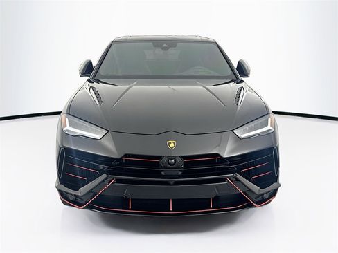 Used 2024 Lamborghini Urus S image 2