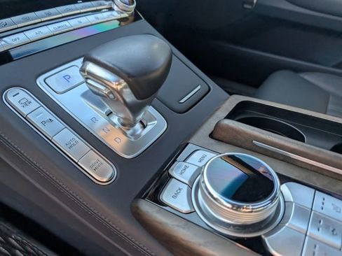 Used 2021 Genesis G90 5.0 Ultimate image 22