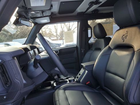 New 2025 Ford Bronco Big Bend w/ Black Diamond Package image 7