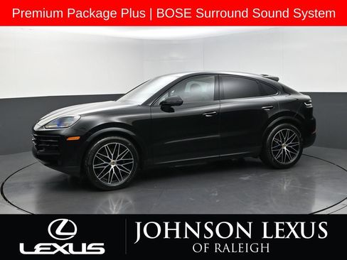 Used 2024 Porsche Cayenne Coupe AWD/4WD image 2
