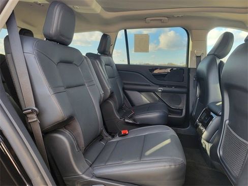 New 2026 Lincoln Aviator AWD image 23