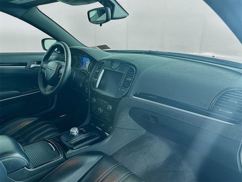 Used 2023 Chrysler 300 S image 30