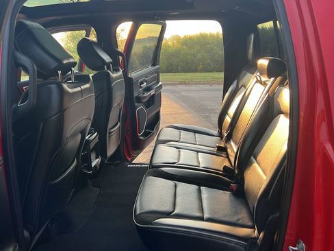 Used 2022 RAM 1500 Laramie image 39