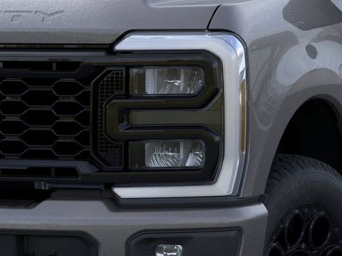New 2026 Ford F350 Lariat w/ Black Appearance Package AWD/4WD image 18