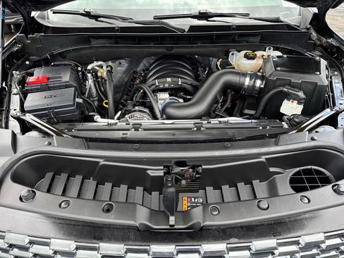 Used 2024 GMC Yukon Denali Ultimate AWD/4WD image 55