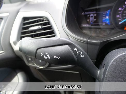 Used 2022 Ford Edge SEL w/ Sport Appearance Package AWD/4WD image 10