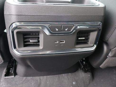New 2026 Chevrolet Silverado 1500 High Country AWD/4WD image 10