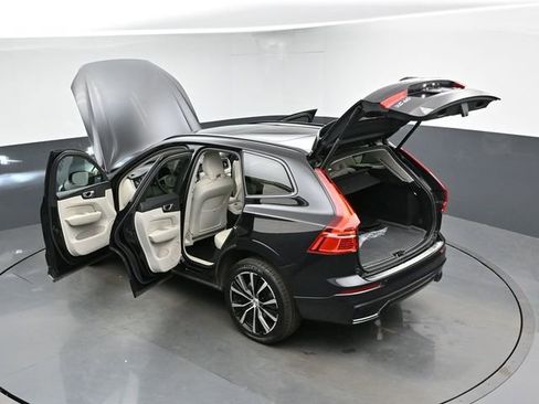 Used 2023 Volvo XC60 B5 Plus w/ Climate Package AWD/4WD image 51