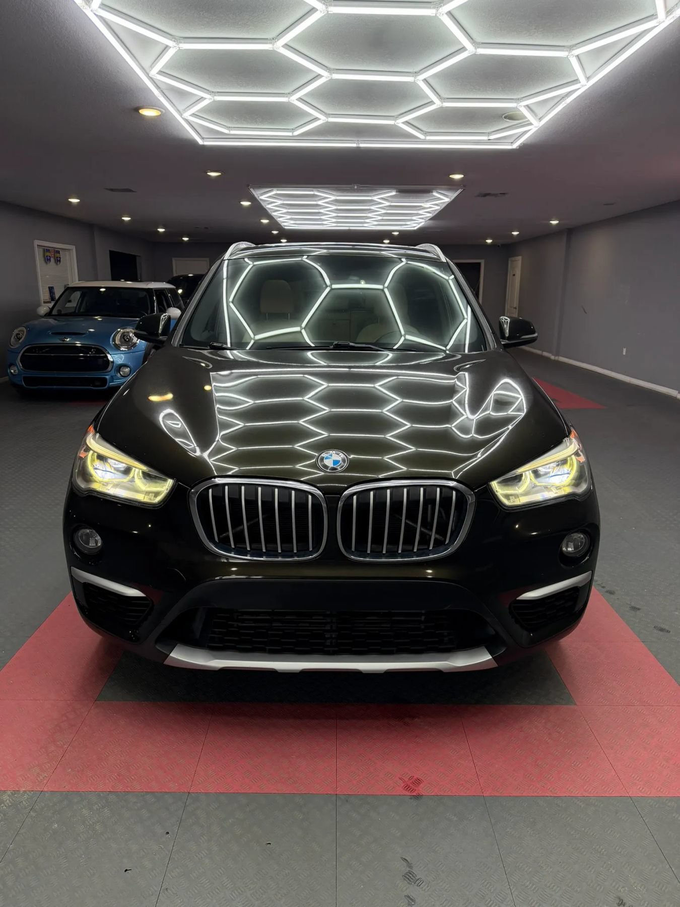 Used 2016 BMW X1 xDrive28i AWD/4WD image 8