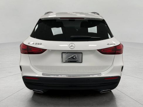 Certified 2026 Mercedes-Benz GLA 250 4MATIC image 4