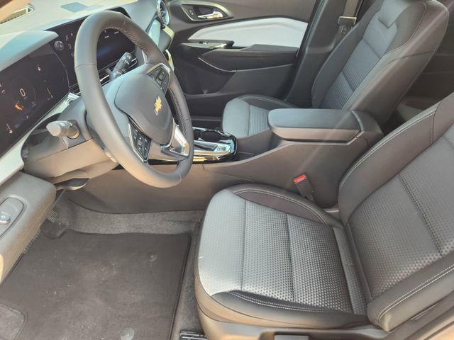 New 2026 Chevrolet Trax LT w/ Driver Confidence Package FWD image 11