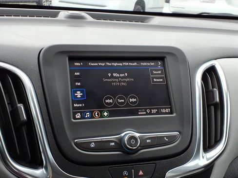 Certified 2024 Chevrolet Equinox LS w/ LS Convenience Package image 8