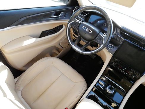 Used 2021 Jeep Grand Cherokee L Limited image 9