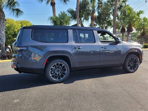 Used 2025 Jeep Grand Wagoneer L Series II Obsidian w/ Quick Order Packagew 28T image 7