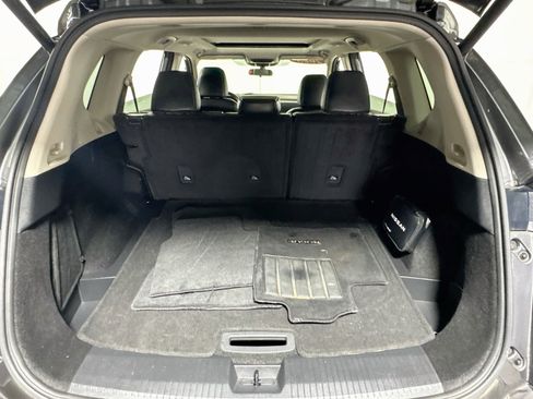 Used 2023 Nissan Rogue SV w/ SV Premium B Package AWD/4WD image 25