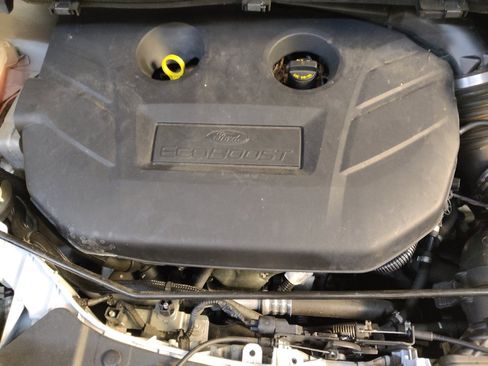 Used 2017 Ford Escape Titanium w/ Equipment Group 301A image 30