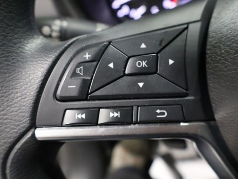 Used 2024 Nissan Sentra SV image 32