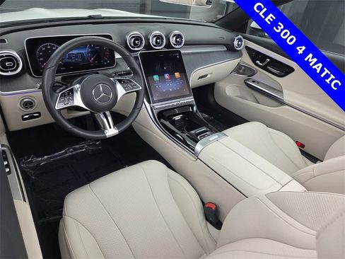 Used 2025 Mercedes-Benz CLE 300 4MATIC Cabriolet image 27