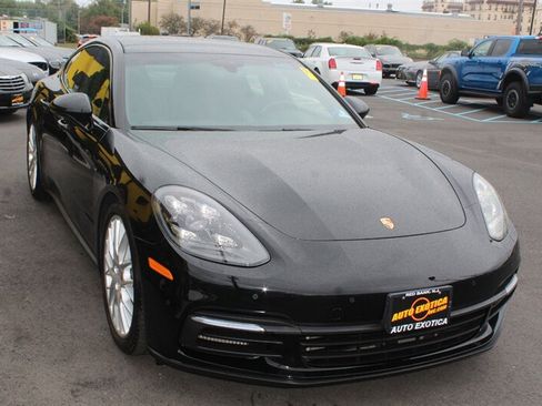 Used 2018 Porsche Panamera 4S AWD/4WD image 4