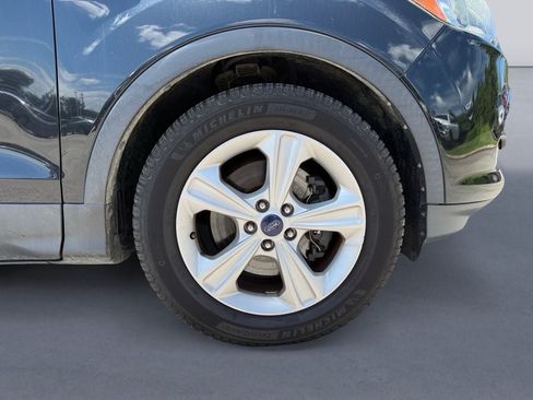 Used 2014 Ford Escape SE w/ Equipment Group 201A FWD image 9