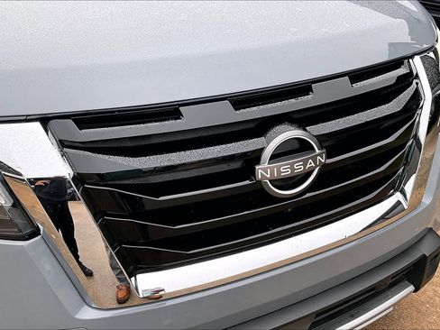 Used 2023 Nissan Pathfinder Platinum w/ Cargo Package image 28