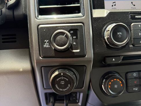 Used 2017 Ford F150 XLT w/ Equipment Group 302A Luxury AWD/4WD image 7