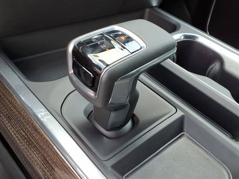 Used 2025 Chevrolet Silverado 1500 RST w/ Convenience Package II AWD/4WD image 14