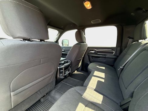 Certified 2025 RAM 2500 Big Horn AWD/4WD image 19