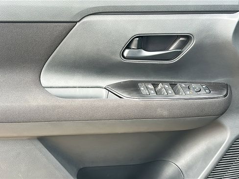 New 2026 Nissan Kicks S image 13