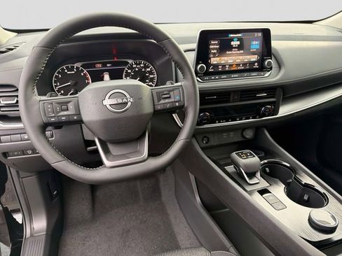 New 2026 Nissan Rogue SV w/ Cold Weather Package AWD/4WD image 8