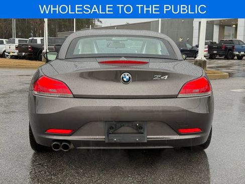 Used 2011 BMW Z4 sDrive30i image 4