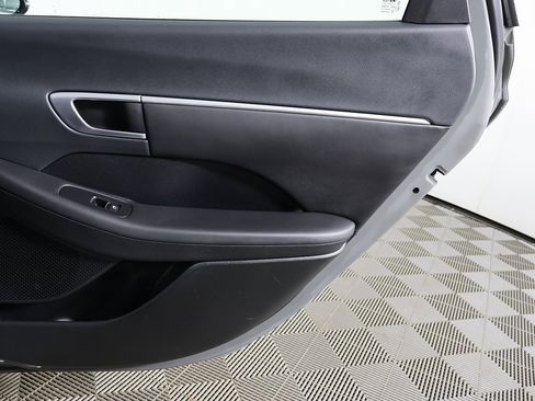 Used 2023 Hyundai Sonata SEL w/ Cargo Package image 23
