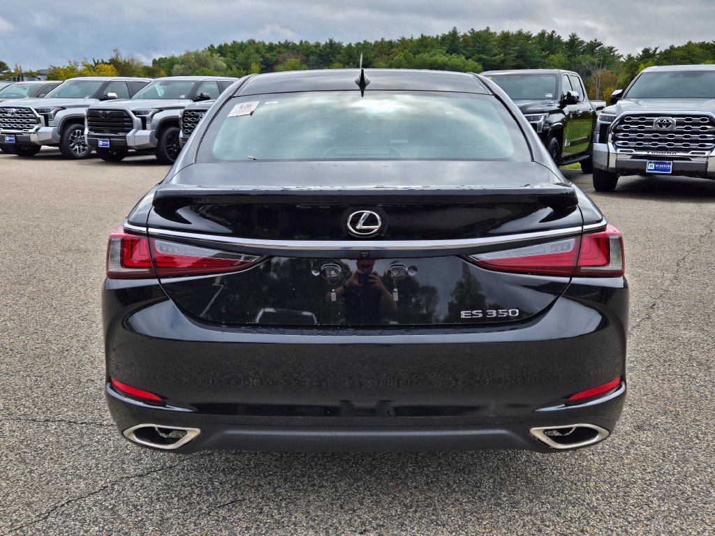 Used 2022 Lexus ES 350 w/ Premium Package FWD image 4