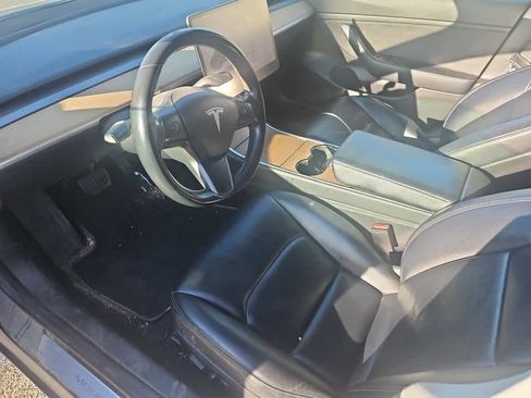 Used 2018 Tesla Model 3 Long Range RWD image 14