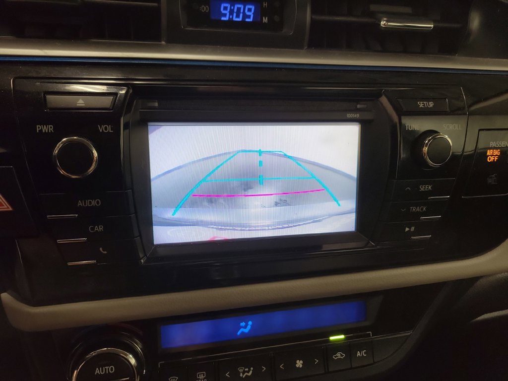 Used 2014 Toyota Corolla LE FWD image 20