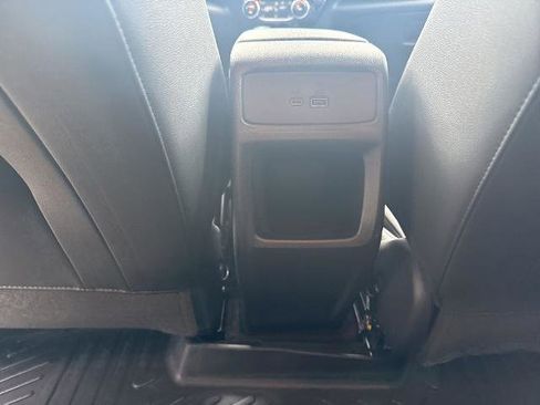 Used 2025 Chevrolet Trax ACTIV w/ Sunroof Package FWD image 24