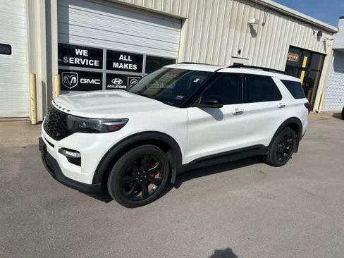 Used 2020 Ford Explorer ST w/ ST Street Pack image 14